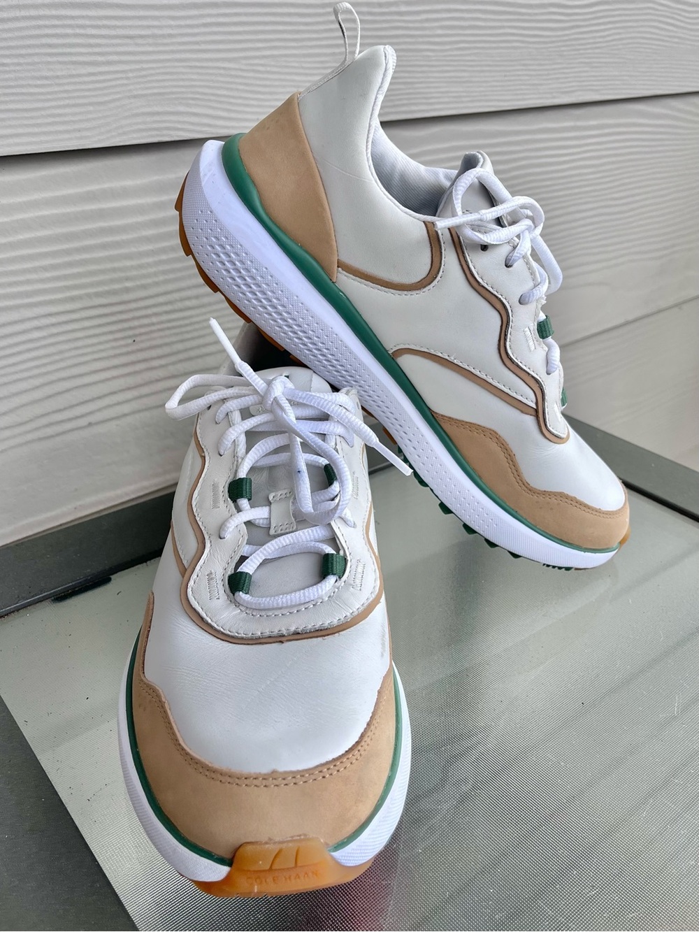 Like NEW Cole Haan PGA Spikeless Golf Shoes -9.5 B